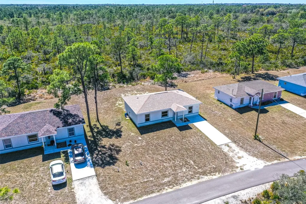 1413 Bittersweet Street Lake Placid FL 33852