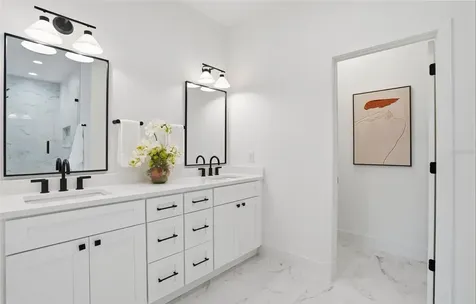 3002 W Platt Tampa FL 33609