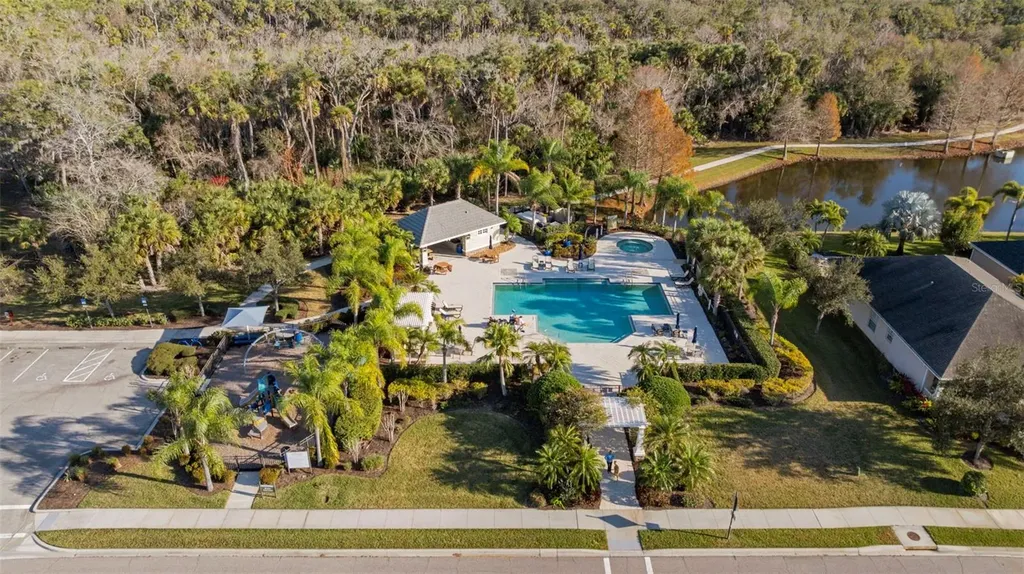 6404 Autumn Woods Way Sarasota FL 34243