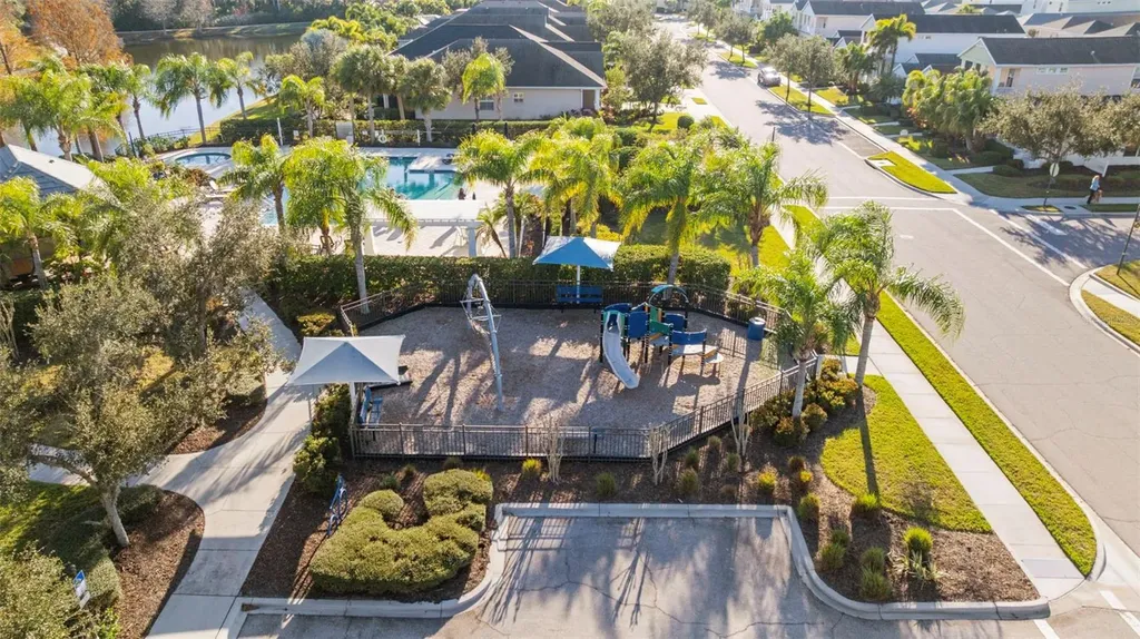 6404 Autumn Woods Way Sarasota FL 34243