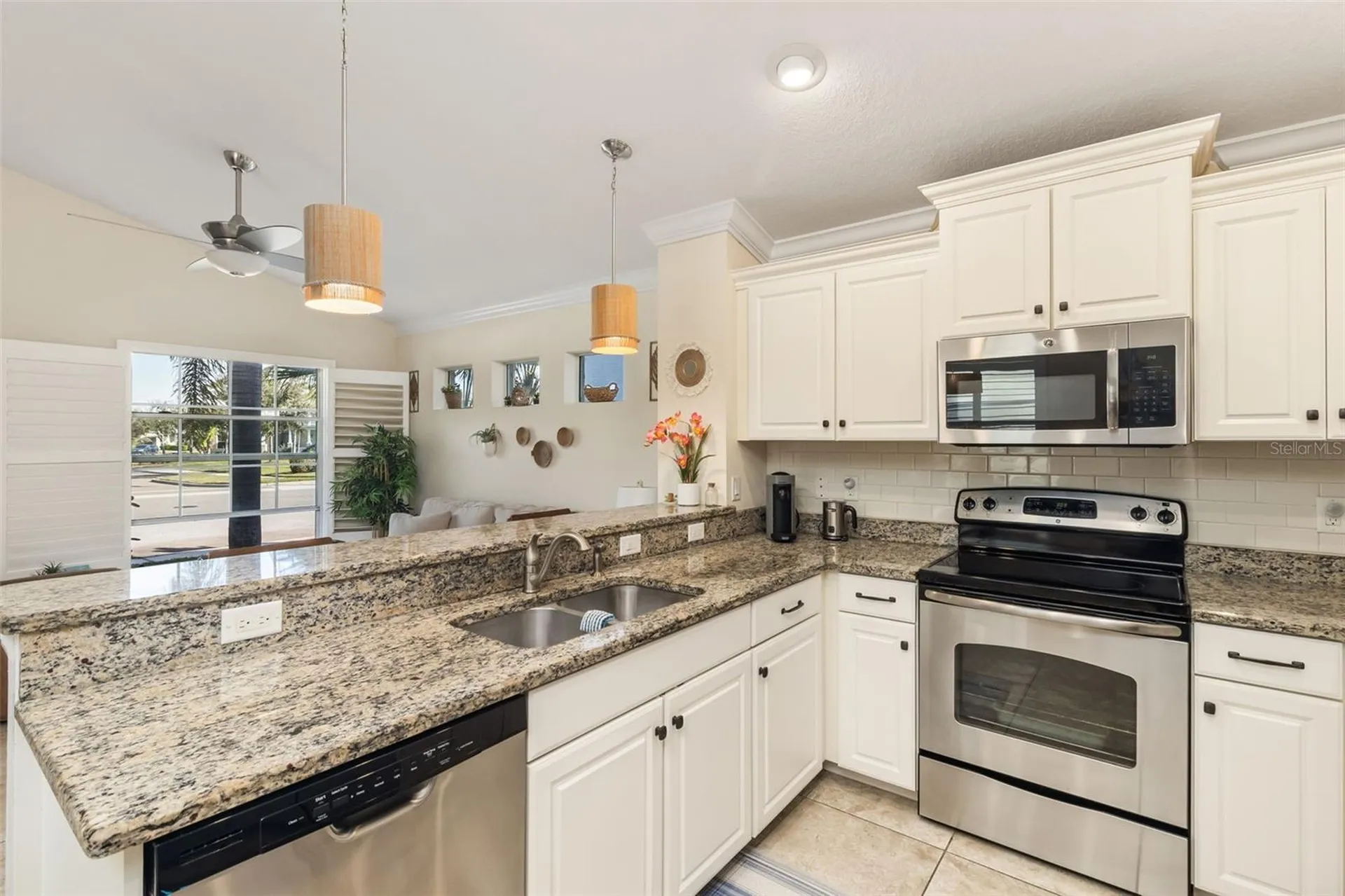 6404 Autumn Woods Way Sarasota FL 34243