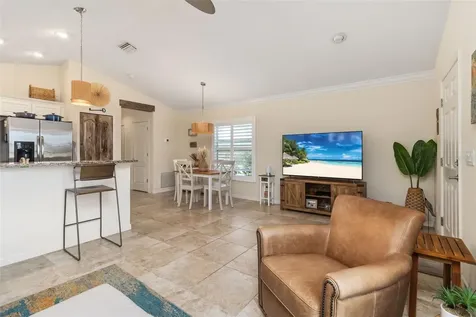 6404 Autumn Woods Way Sarasota FL 34243
