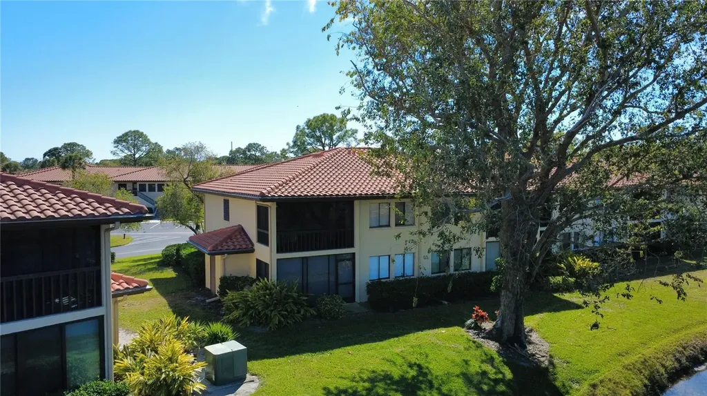 5221 Lake Village Drive Sarasota FL 34235