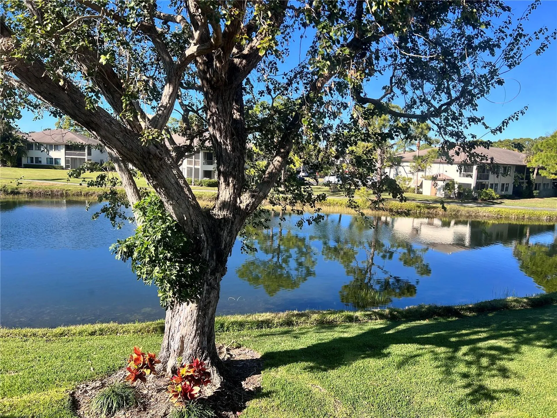 5221 Lake Village Drive Sarasota FL 34235