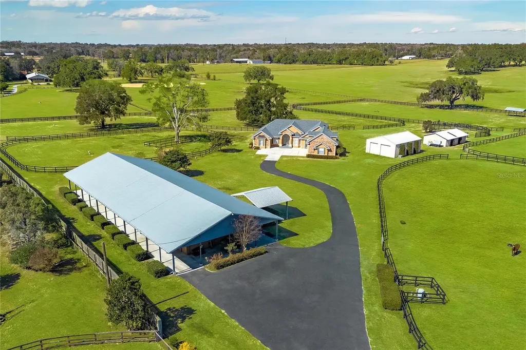12610 NW Gainesville Road Reddick FL 32686