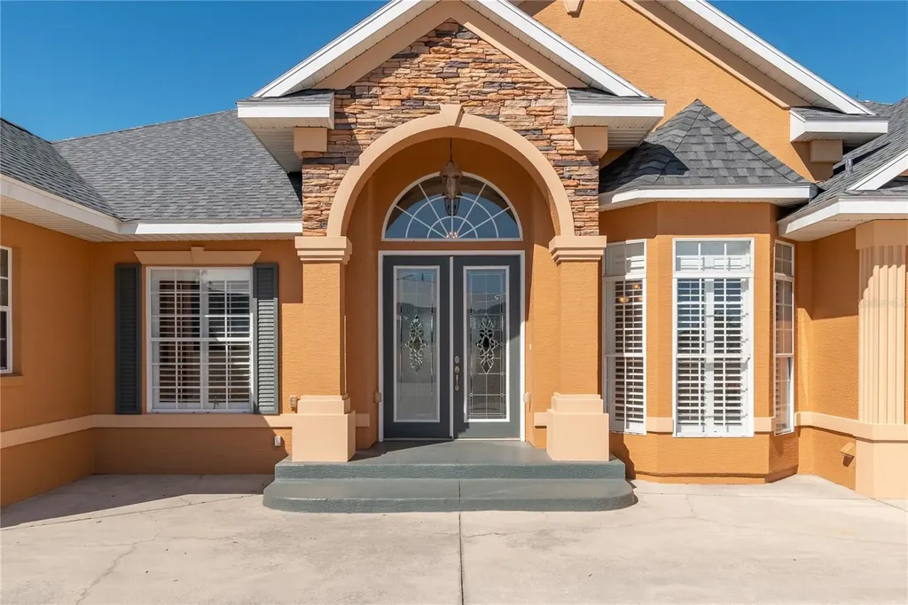 12610 NW Gainesville Road Reddick FL 32686