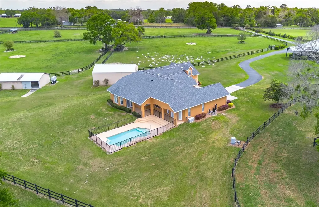 12610 NW Gainesville Road Reddick FL 32686