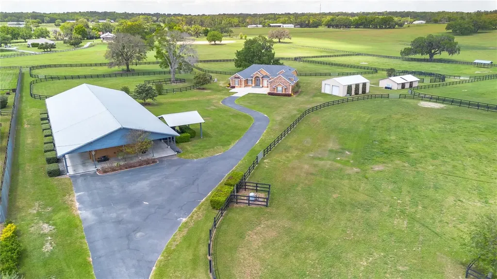 12610 NW Gainesville Road Reddick FL 32686