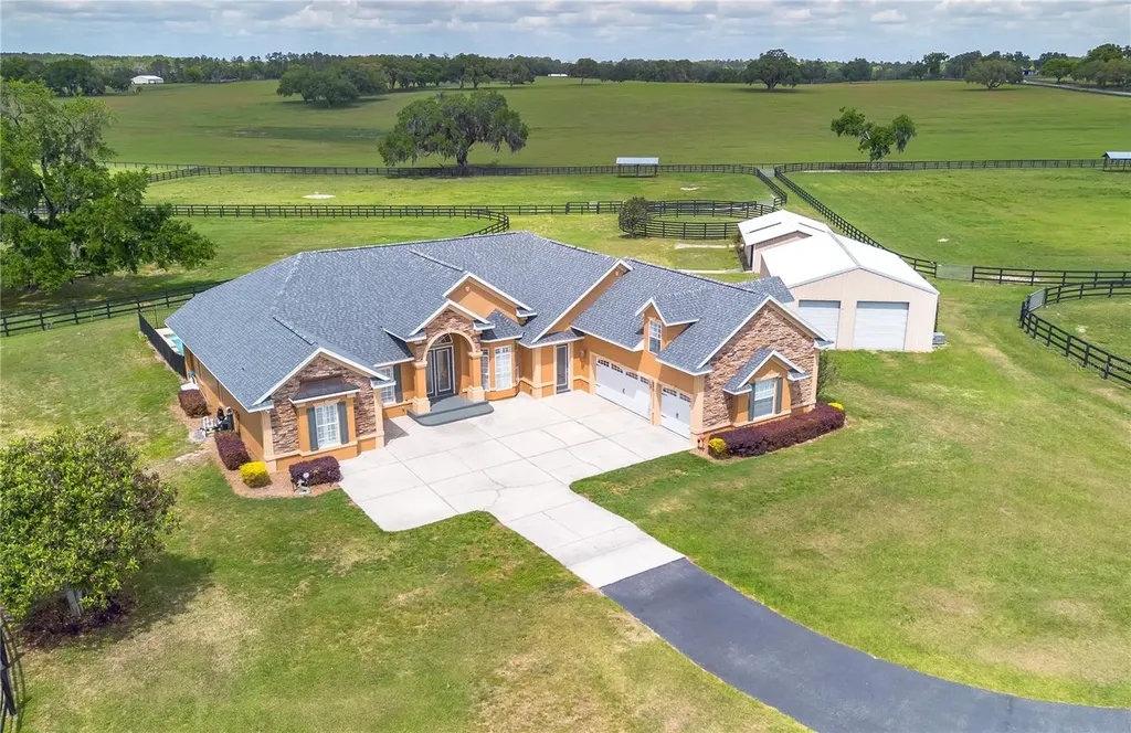 12610 NW Gainesville Road Reddick FL 32686