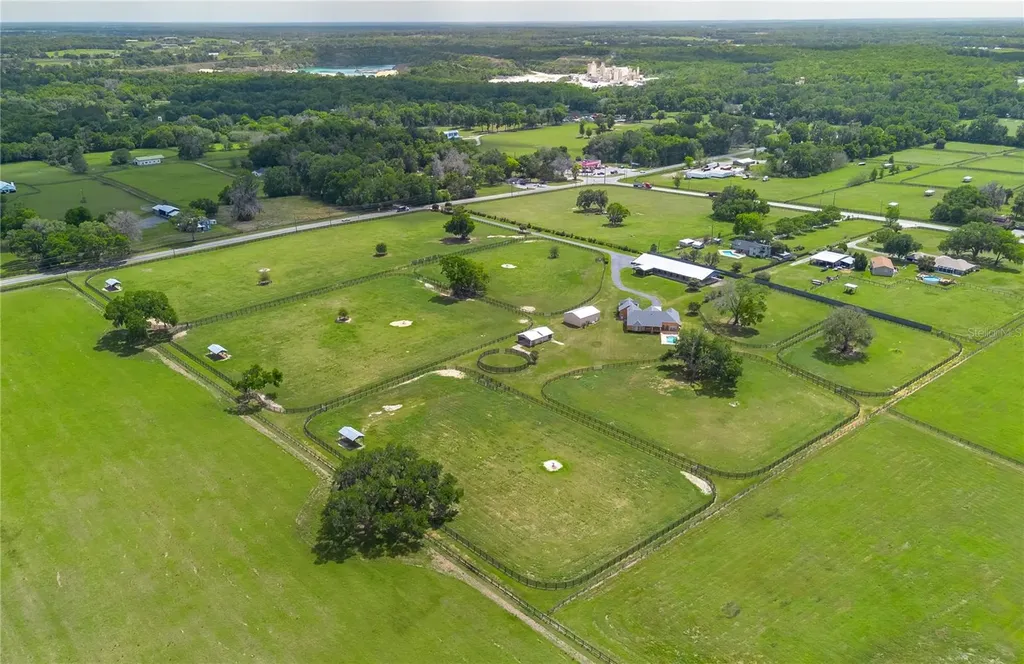 12610 NW Gainesville Road Reddick FL 32686