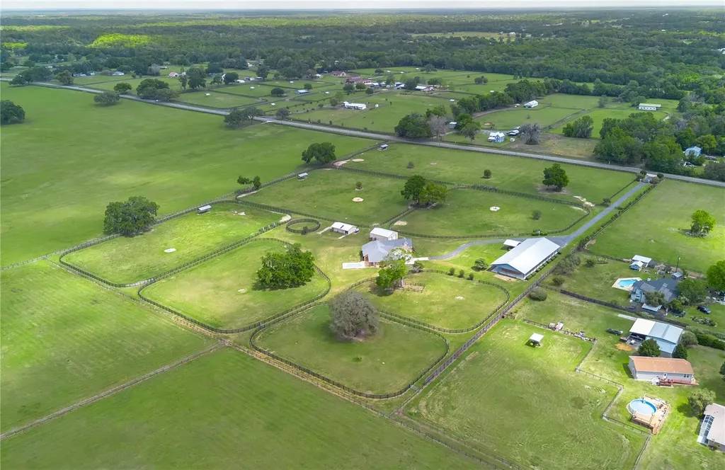 12610 NW Gainesville Road Reddick FL 32686
