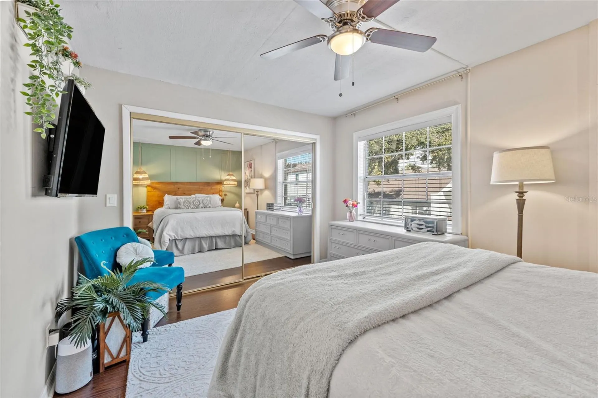 4611 W North B Street Tampa FL 33609