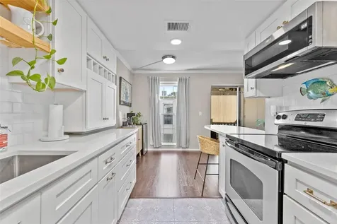 4611 W North B Street Tampa FL 33609