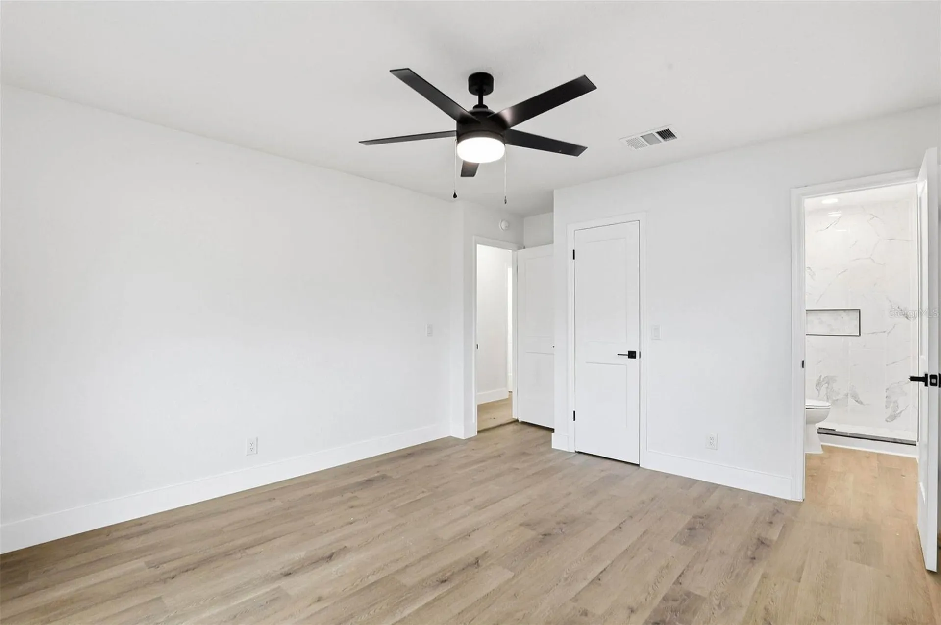1008 Hallwood Loop Brandon FL 33511