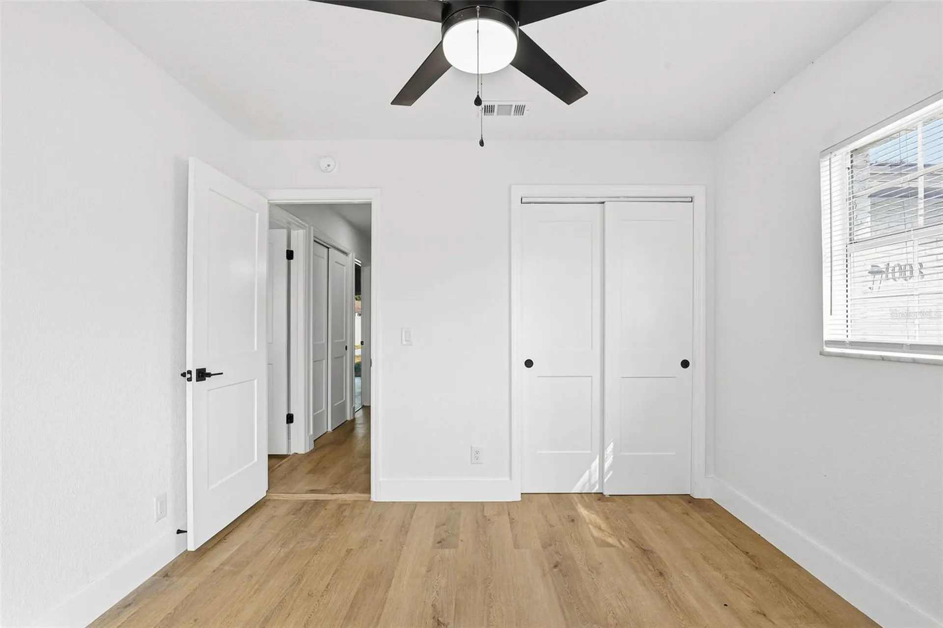 1008 Hallwood Loop Brandon FL 33511