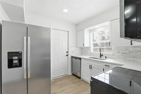 1008 Hallwood Loop Brandon FL 33511