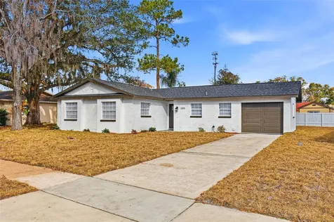 1008 Hallwood Loop Brandon FL 33511