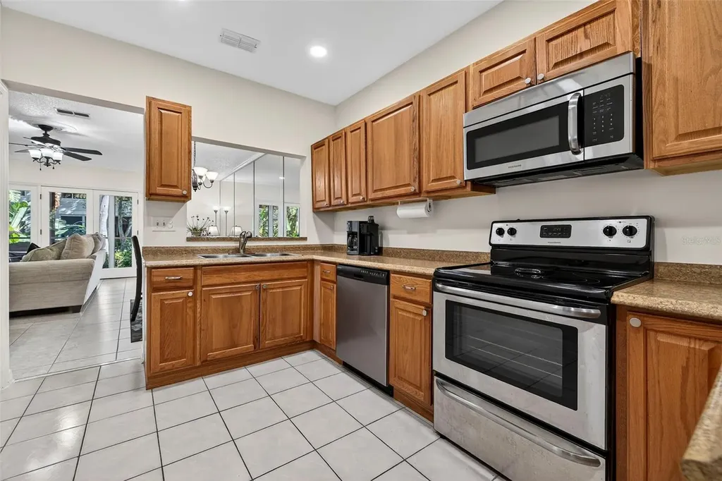 903 Pinellas Bayway S Tierra Verde FL 33715