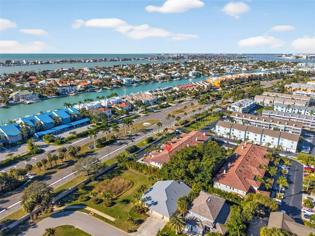 903 Pinellas Bayway S Tierra Verde FL 33715