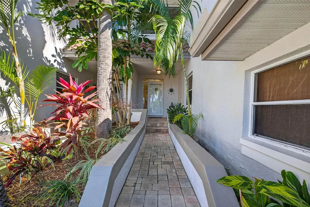 903 Pinellas Bayway S Tierra Verde FL 33715