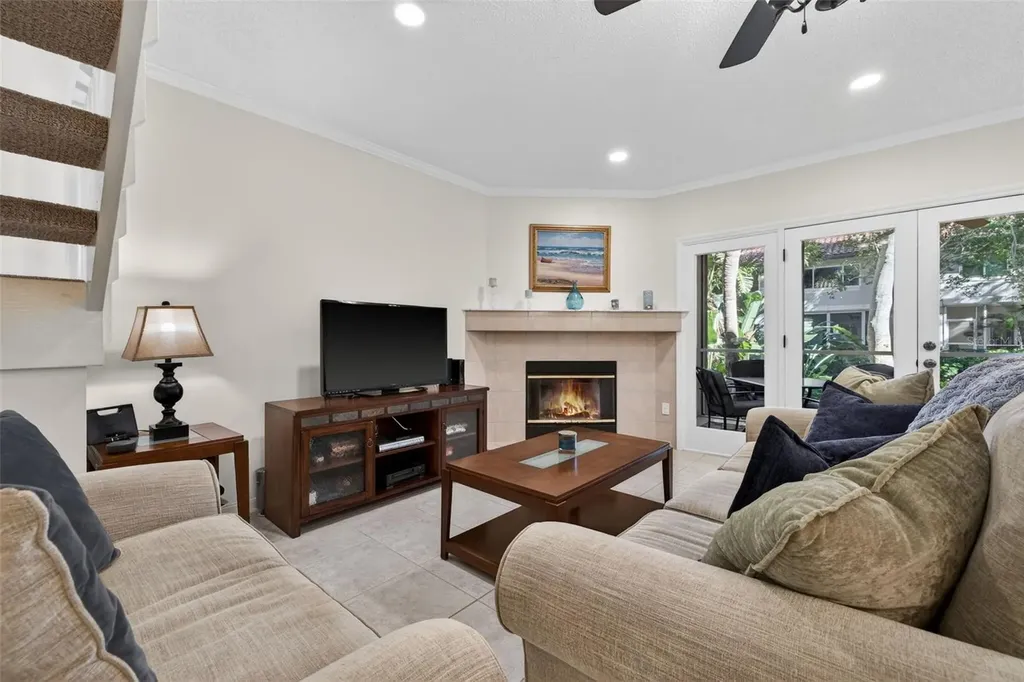 903 Pinellas Bayway S Tierra Verde FL 33715