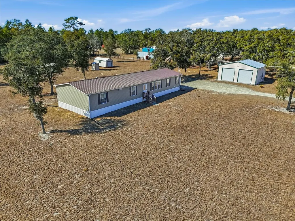 5530 NE 103rd Terrace Bronson FL 32621