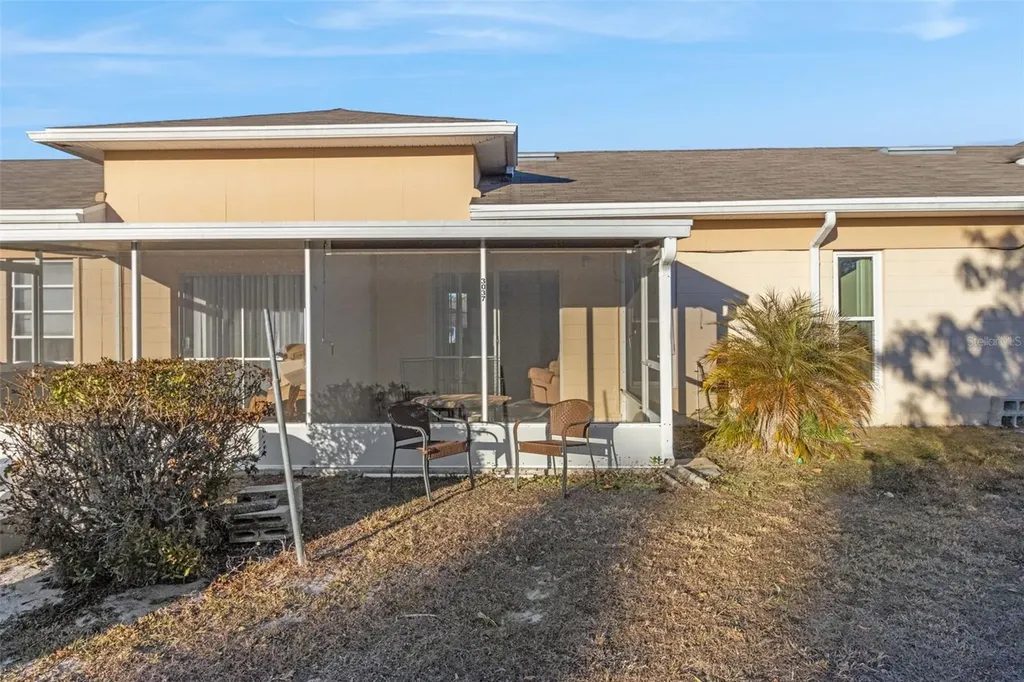 3037 Club Circle Lakeshore FL 33854