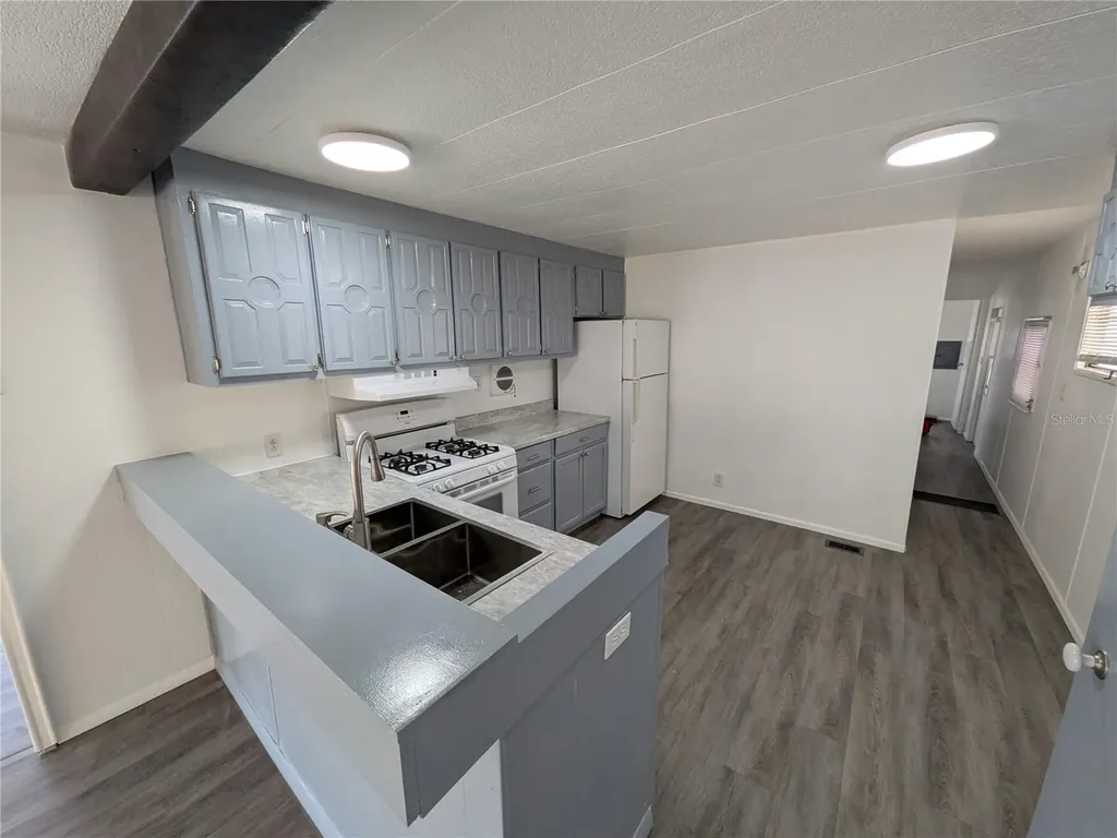 5375 6th Terrace S St Petersburg FL 33707