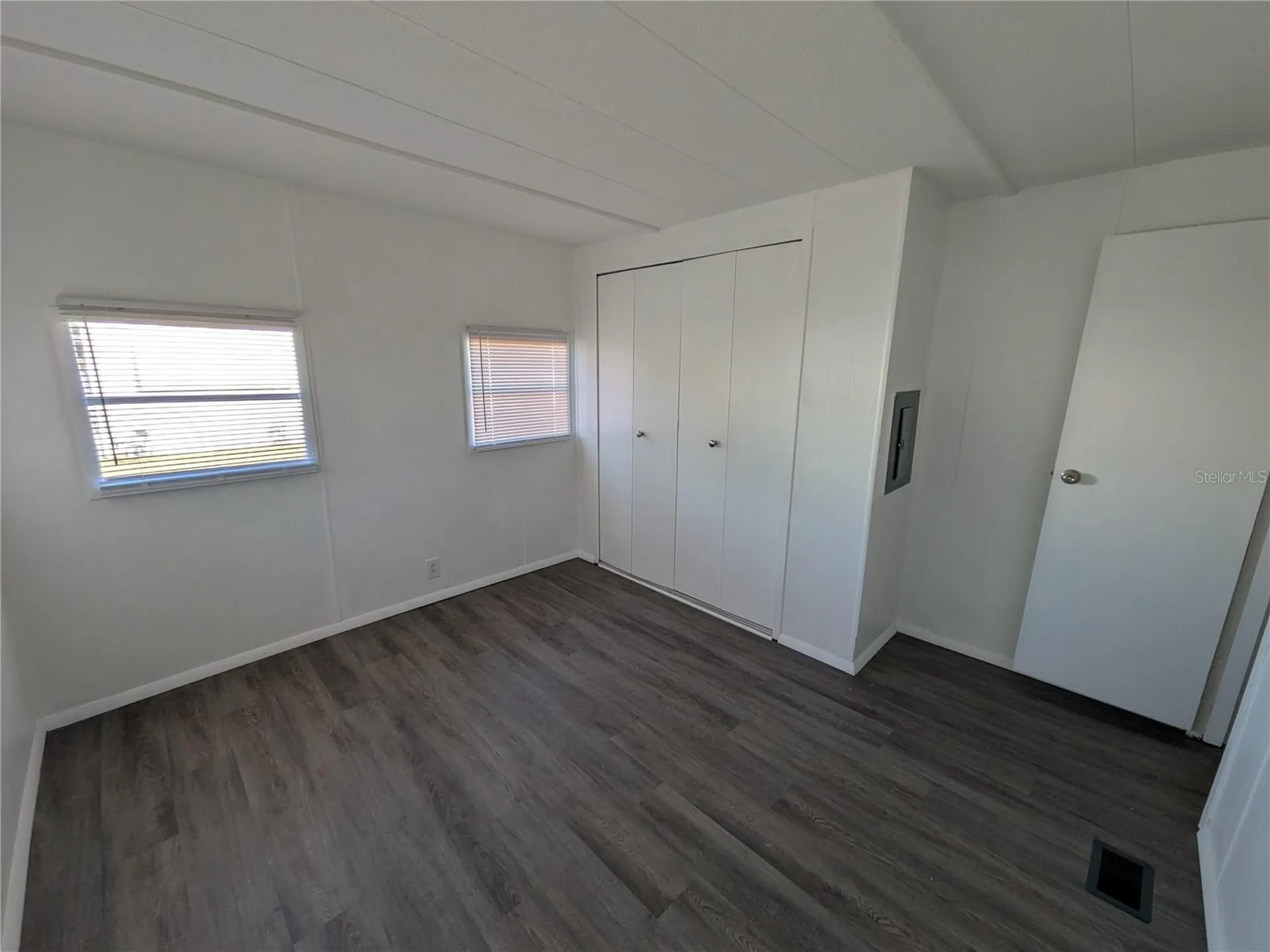 5375 6th Terrace S St Petersburg FL 33707