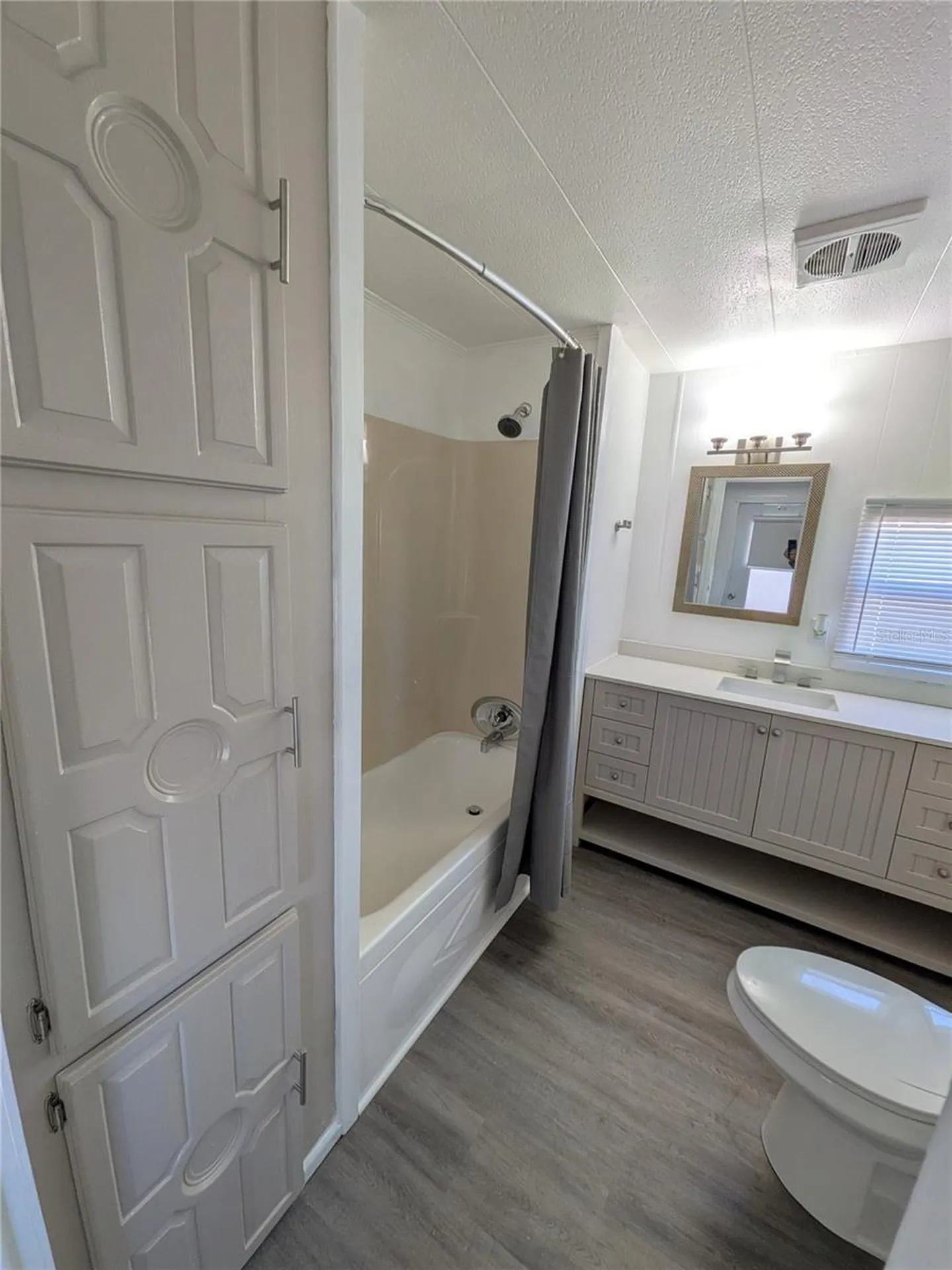 5375 6th Terrace S St Petersburg FL 33707