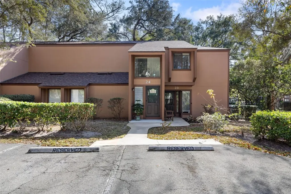 24 Fairways Circle Palm Coast FL 32137