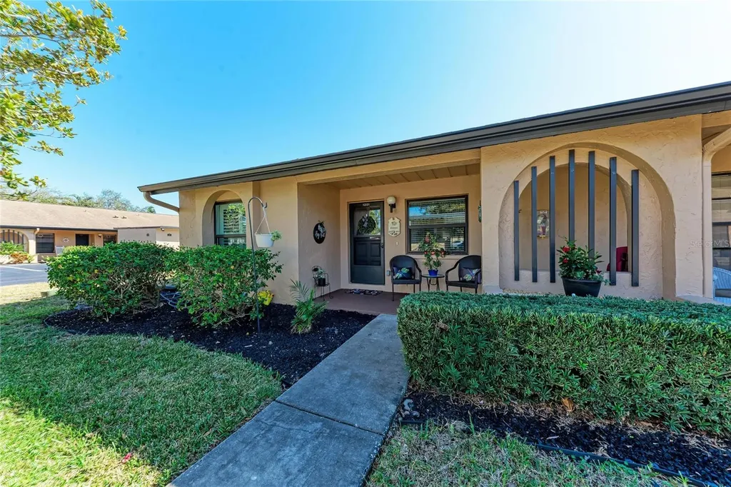2808 60th Avenue W Bradenton FL 34207
