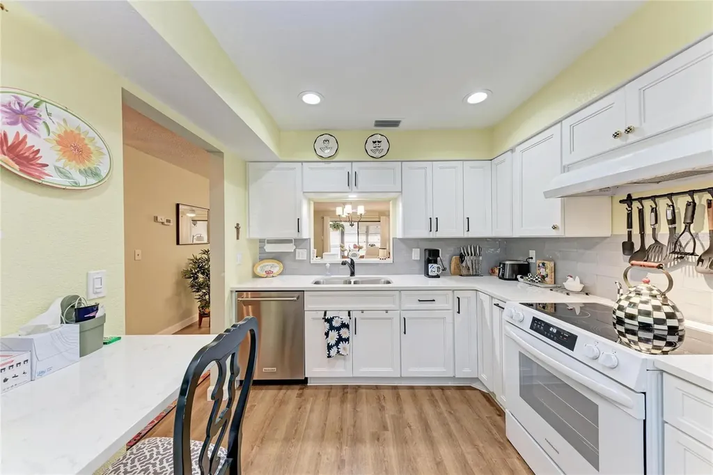 2808 60th Avenue W Bradenton FL 34207