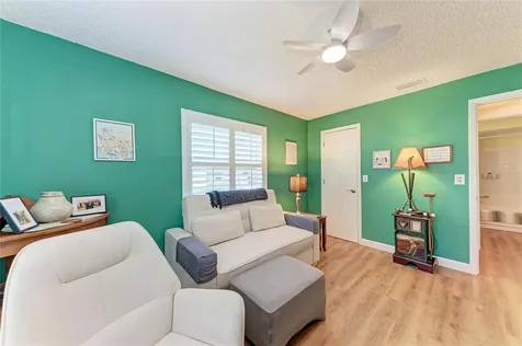 2808 60th Avenue W Bradenton FL 34207