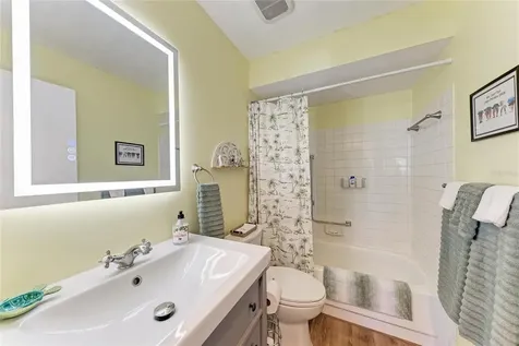 2808 60th Avenue W Bradenton FL 34207