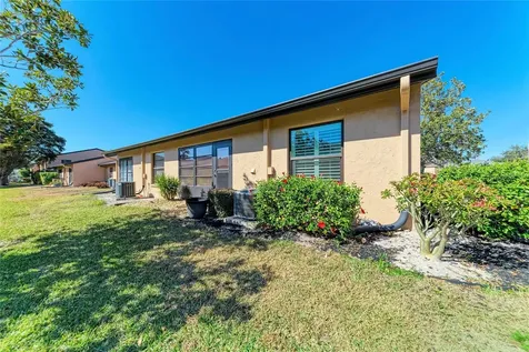 2808 60th Avenue W Bradenton FL 34207