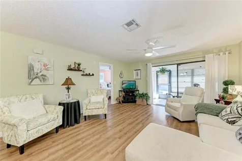 2808 60th Avenue W Bradenton FL 34207