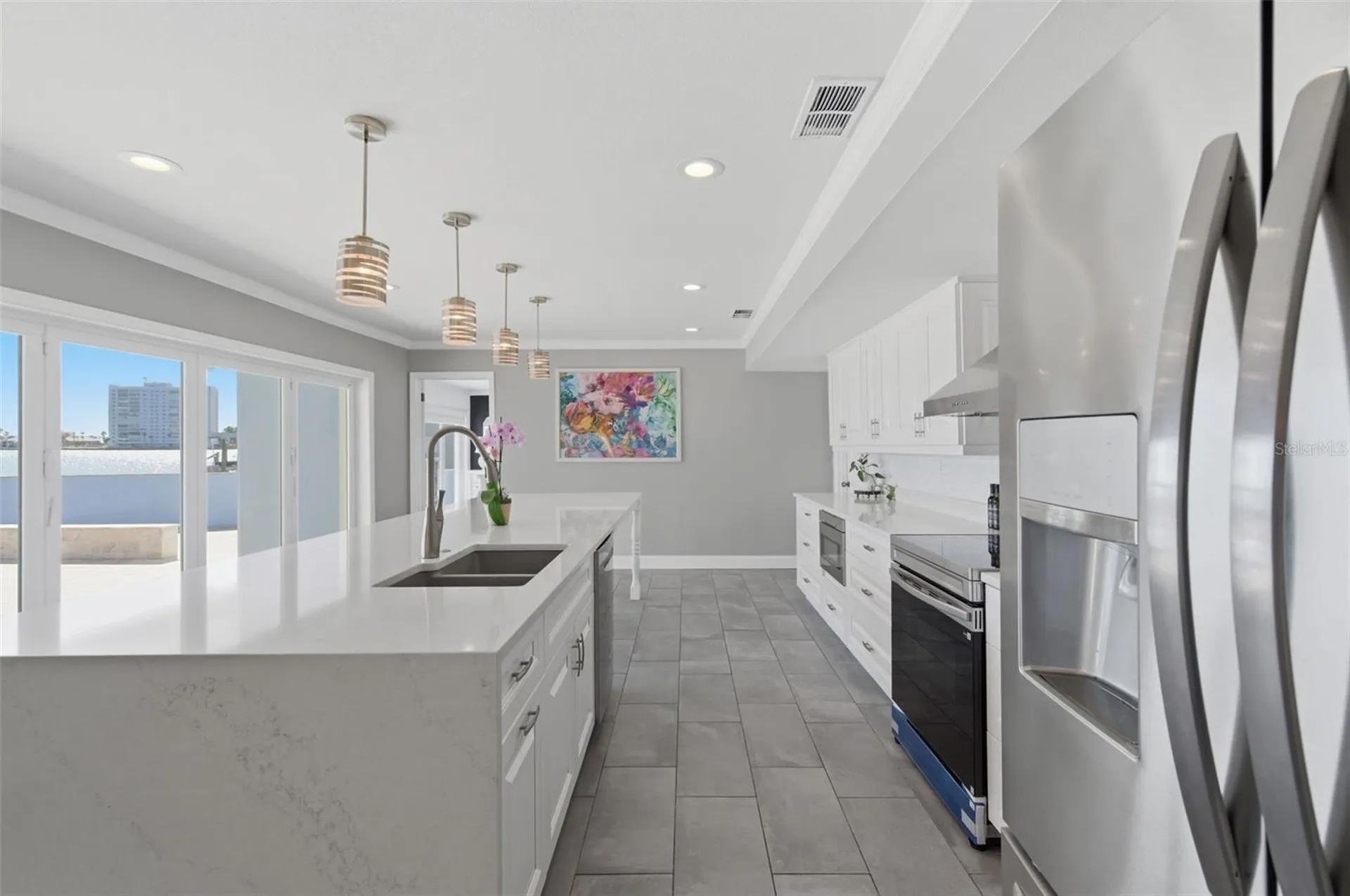 2928 68th Avenue S St Petersburg FL 33712
