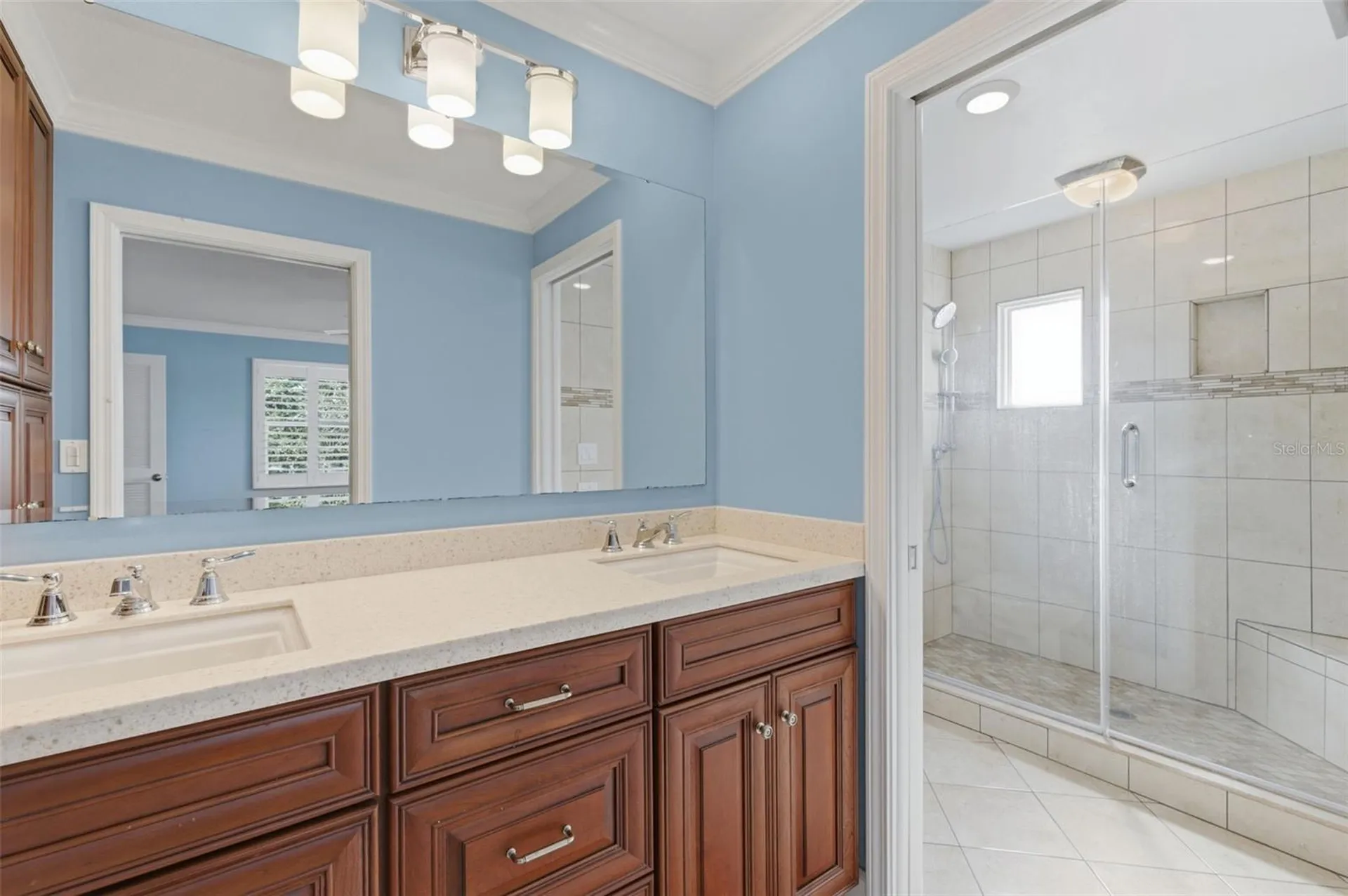 2928 68th Avenue S St Petersburg FL 33712