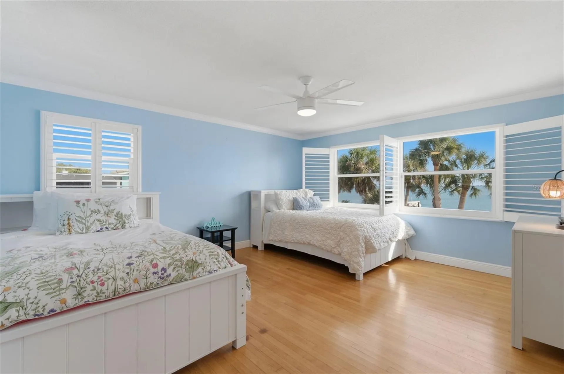 2928 68th Avenue S St Petersburg FL 33712