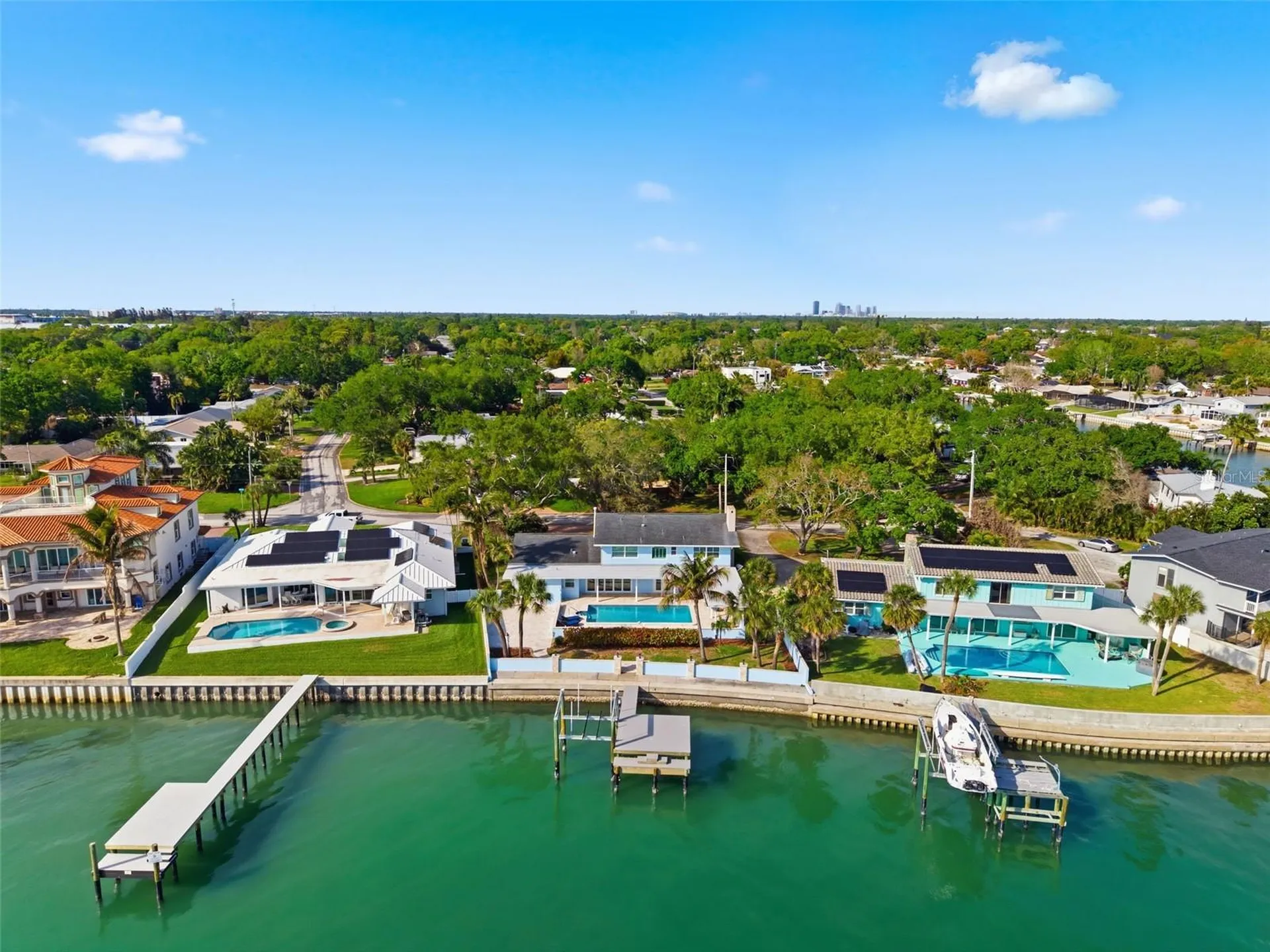 2928 68th Avenue S St Petersburg FL 33712