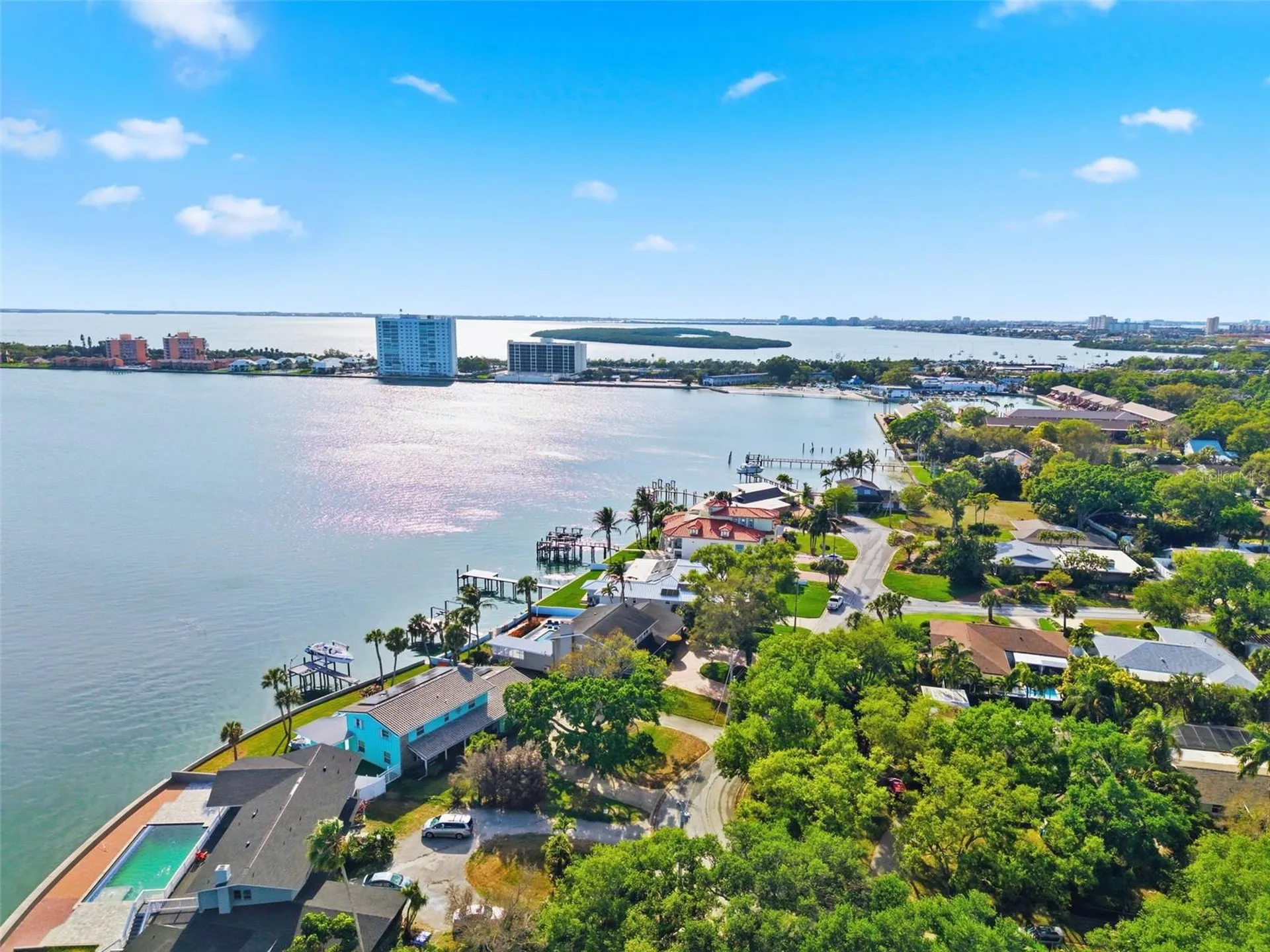 2928 68th Avenue S St Petersburg FL 33712