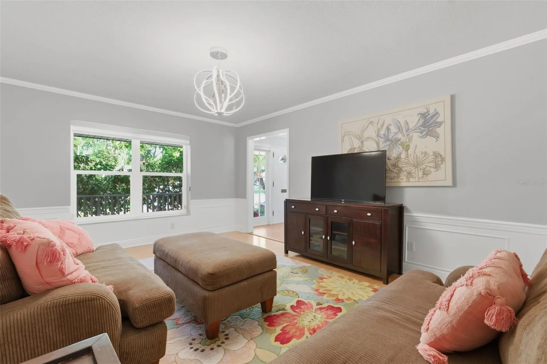2928 68th Avenue S St Petersburg FL 33712