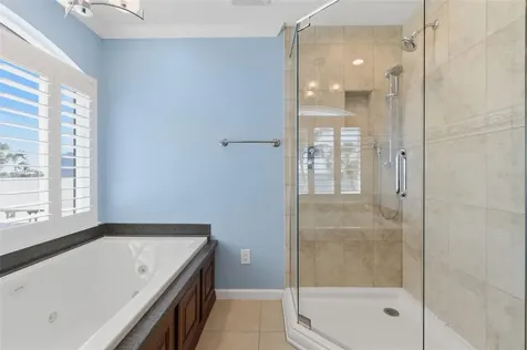 2928 68th Avenue S St Petersburg FL 33712