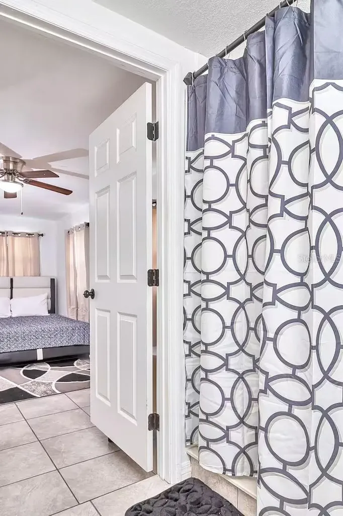 2804 N 33rd Street Tampa FL 33605