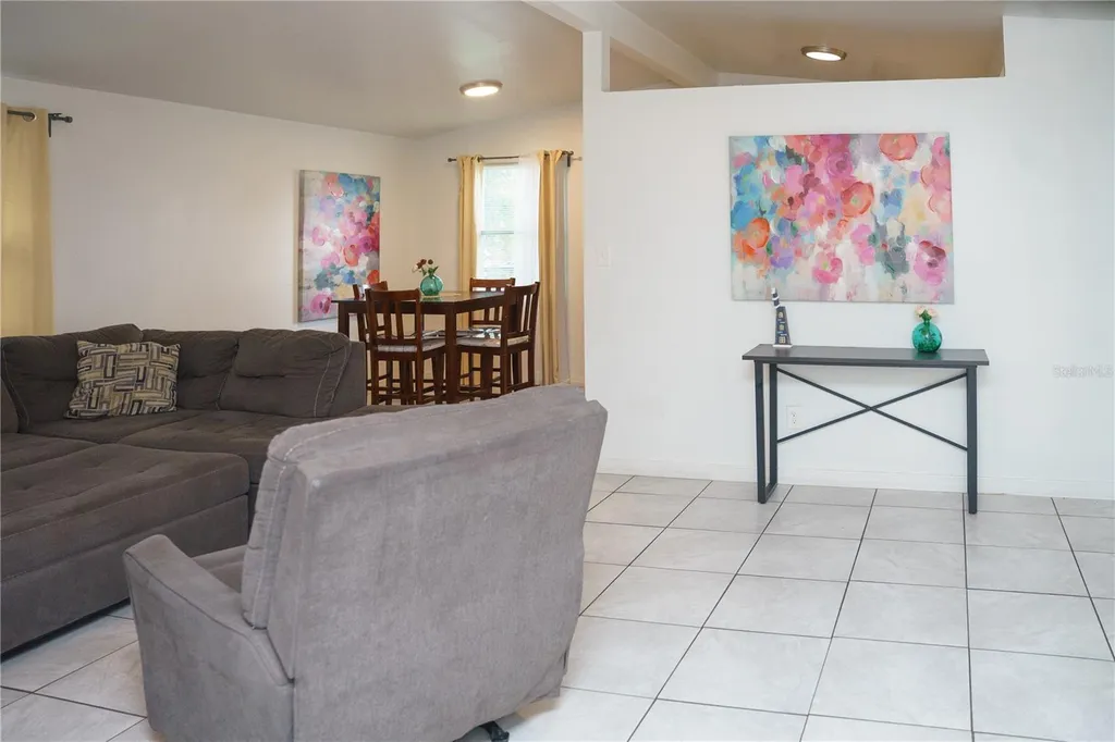 2804 N 33rd Street Tampa FL 33605