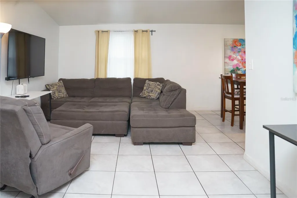 2804 N 33rd Street Tampa FL 33605