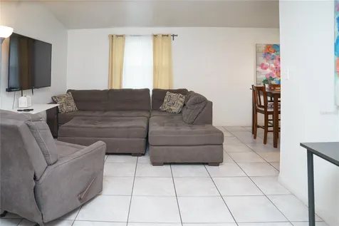 2804 N 33rd Street Tampa FL 33605
