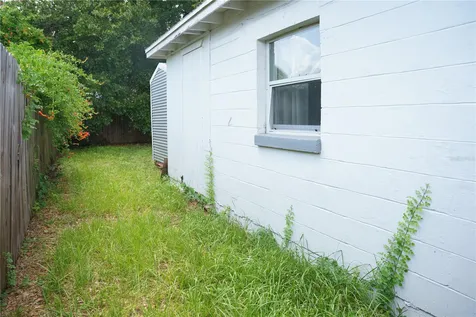 2804 N 33rd Street Tampa FL 33605
