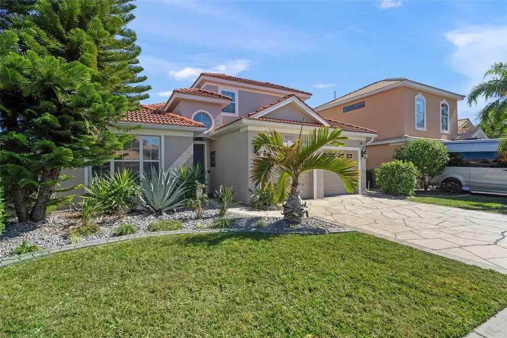 6723 Tailfeather Way Bradenton FL 34203